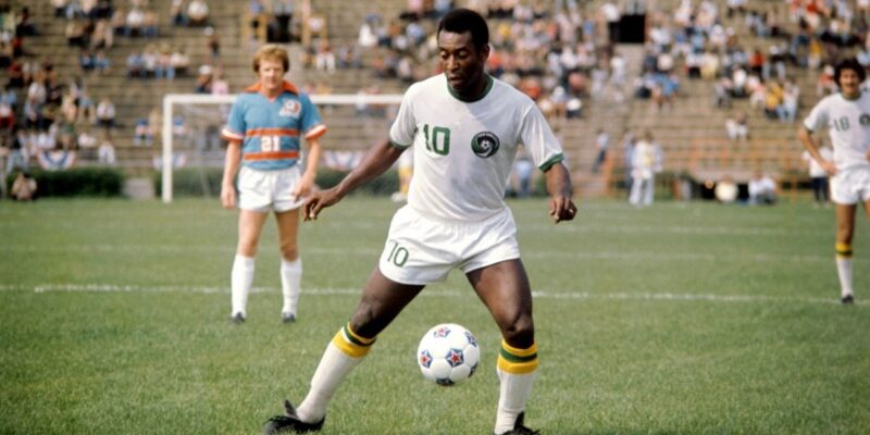 Pele feeling better after his tumor surgery says 'ready to play'