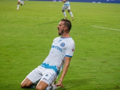 Nerijus Valskis shines with a double as Jamshedpur FC sink FC Goa