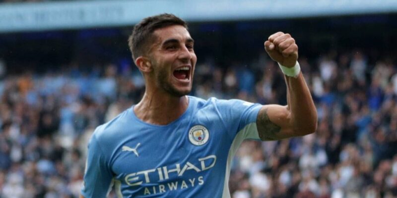 Barcelona agree to sign Ferran Torres from Manchester City