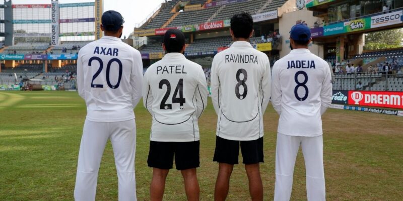 'In Sync,' BCCI shares a fascinating picture of Axar, Patel, Ravindra, and Jadeja