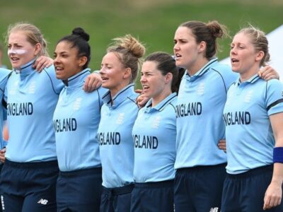 Wyatt, Ecclestone fire England to another World Cup final