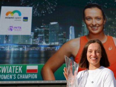 Iga Swiatek completes 'Sunshine Double'