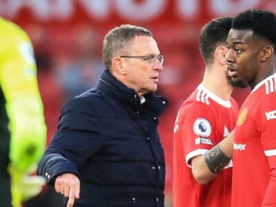 Manchester United 'not favourites' for top four, says Ralf Rangnick