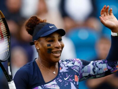 Serena Williams makes winning return in Eastbourne doubles