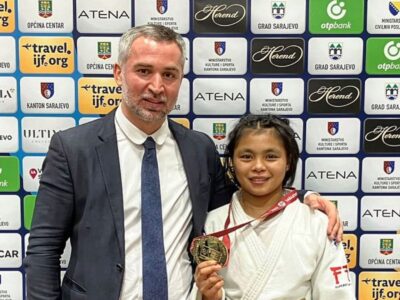 Youngster Linthoi Chanambam wins historic Judo gold