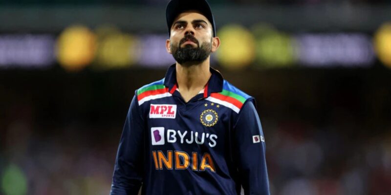 Indian cricketers congratulate Virat Kohli on his 100 T20I