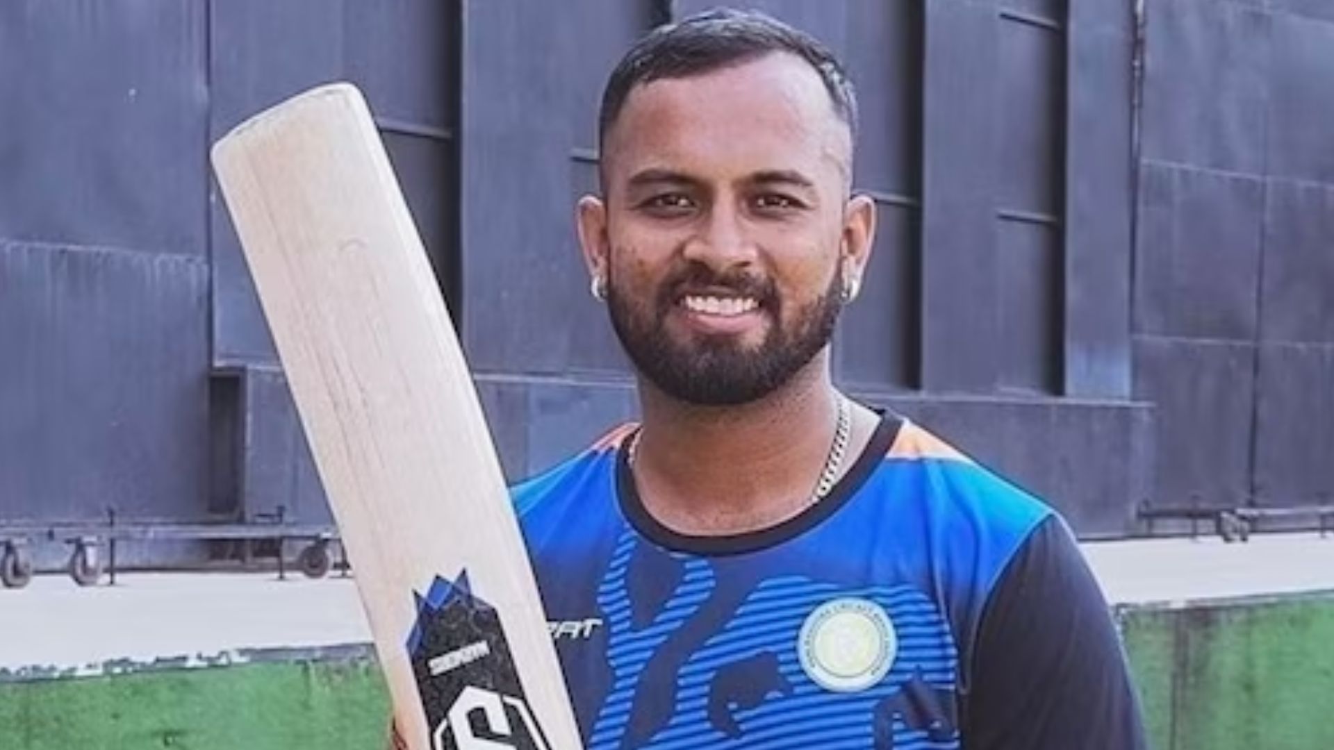 Samarth Vyas becomes fifth batter to hit...