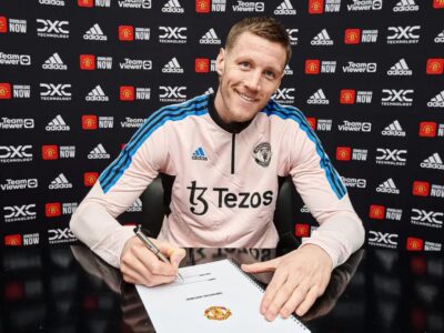 Manchester United sign striker Wout Weghorst on loan