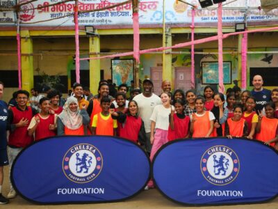 Chelsea FC Legend Jimmy Floyd Hasselbaink visits Mumbai and Conducts Coaching Clinic in Dharavi