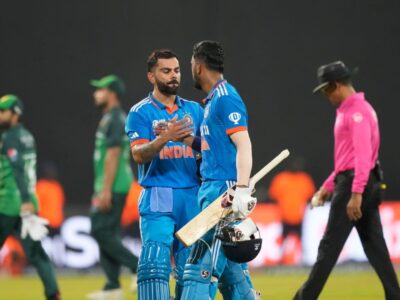 Kohli, Rahul fire as India thump Pakistan in Asia Cup