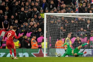 Donnarumma heroics helps PSG overcome Liverpool