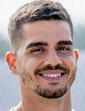 Representing F.C. Penafiel-in-Liga-Portugal-2-André-was-known-among-teammates-for-his-discipline-and-devotion-to-the-sport.