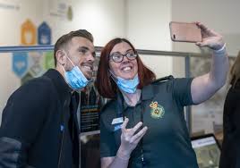 Off the pitch, Henderson's leadership was widely praised, particularly during the COVID-19 pandemic when he helped initiate the Players Together fund to support NHS charities