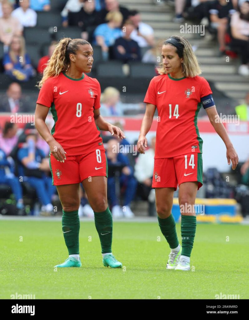 Andreia Norton, Tatiana Pinto, and Dolores Silva played a key role in breaking up Italian transitions and recycling possession.