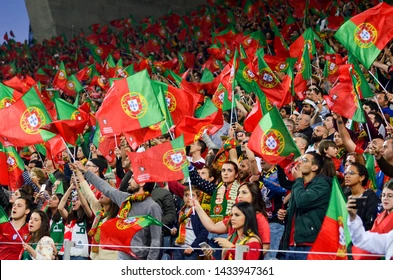 The sight of waving flags and tearful fans embracing after the late equaliser highlighted how much this match meant — not just to the players, but to the entire Portuguese footballing community